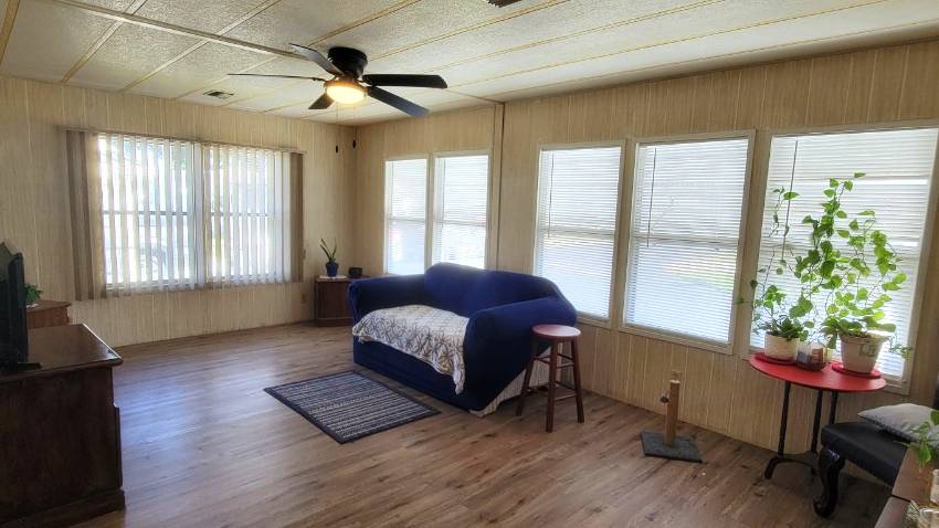 234 Green Haven Rd. W. a Dundee, FL Mobile or Manufactured Home for Sale